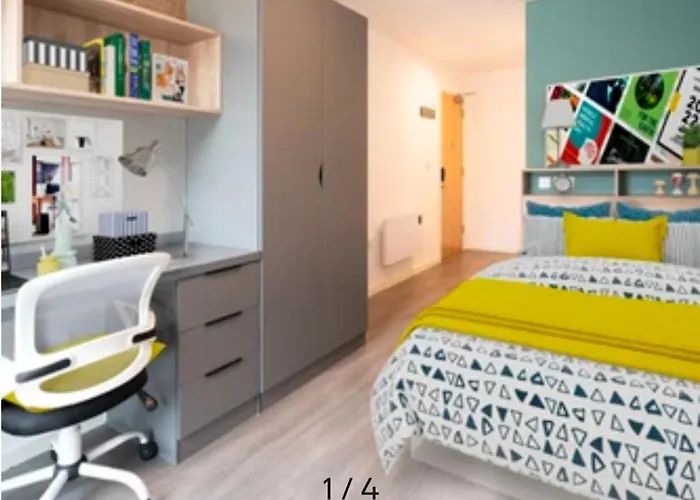 Canvas The Malthouse Bristol