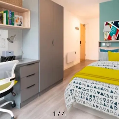 Canvas The Malthouse Bristol